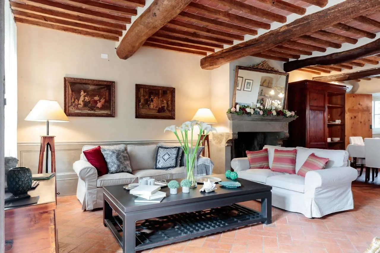 Villa Brunetta, Discover Your Modern But Traditional Villa In Lucca 카판노리 0*,  이탈리아