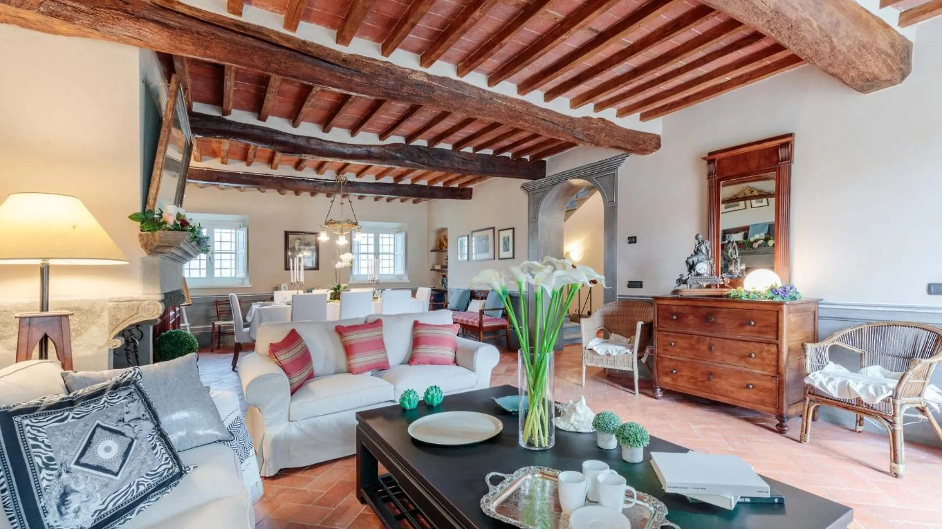 Villa Brunetta, Discover Your Modern But Traditional Villa In Lucca 카판노리 0*,